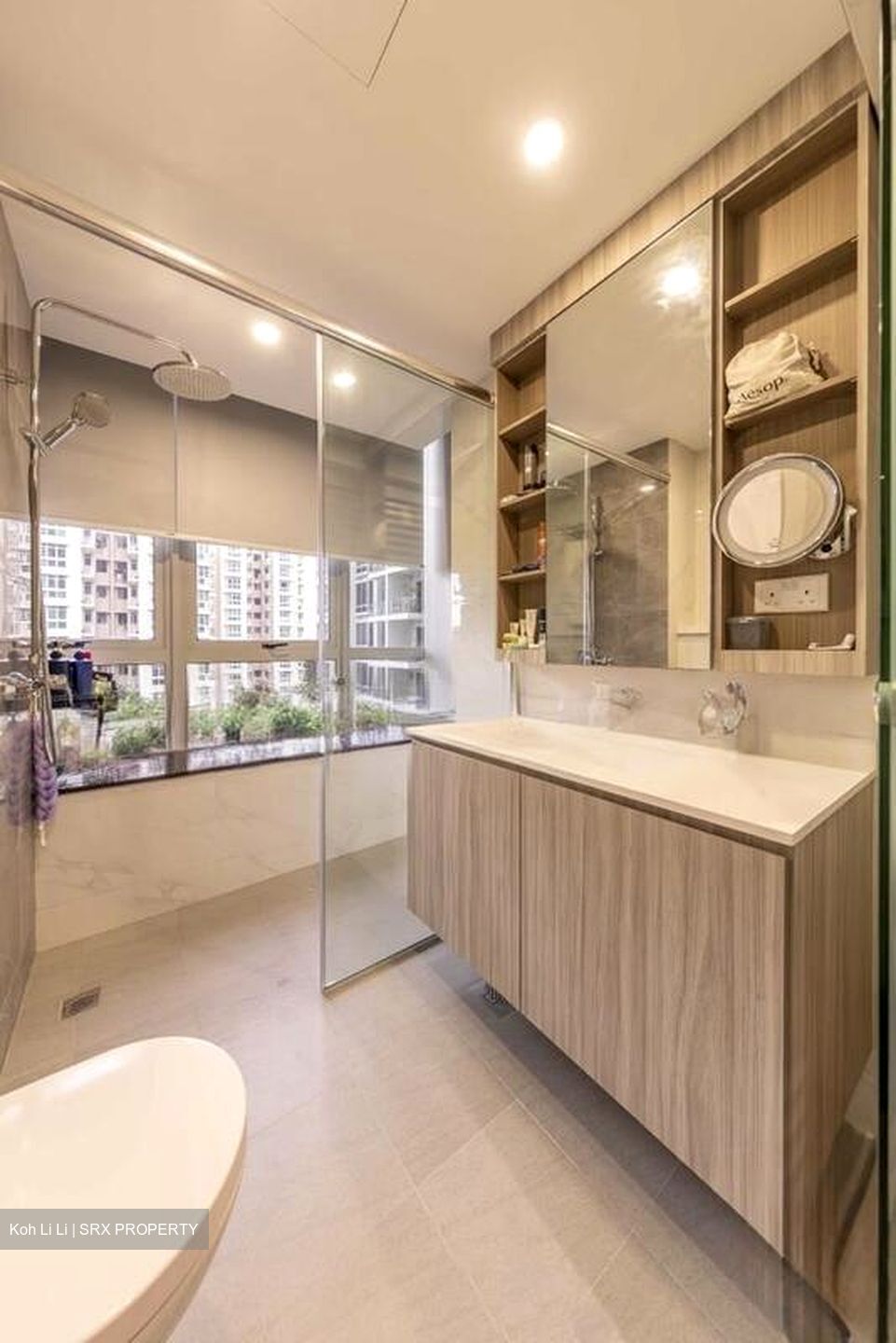 Versilia On Haig (D15), Condominium #614571901